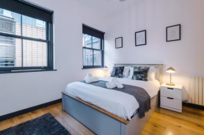4-Storey Townhouse in Central Manchester by Hilltop Serviced Apartments